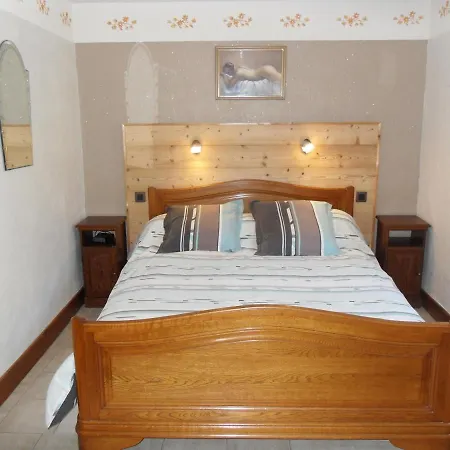 Maison Avec Salle De Jeux Et Parking Prive A - Fr-1-744-25 Holiday home Orbey