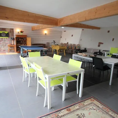 Maison Avec Salle De Jeux Et Parking Prive A - Fr-1-744-25